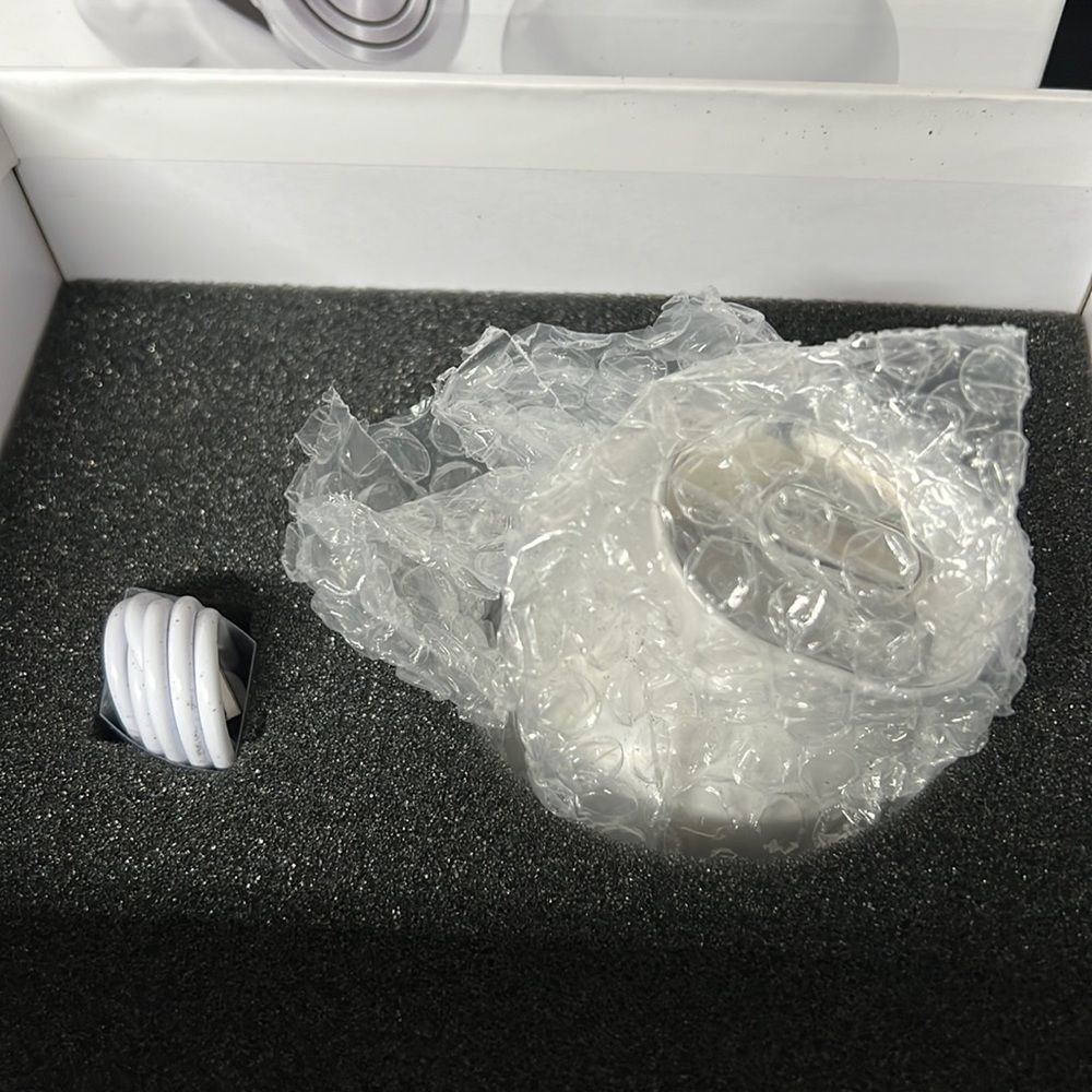 LUX SKIN® Body Sculpting Handset. New in the box.